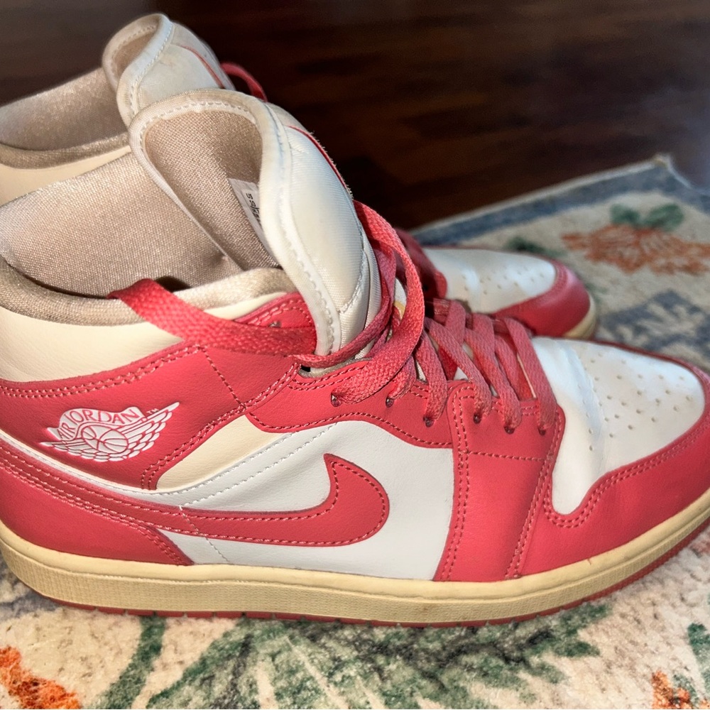 Jordan Women’s Athletic Shoes Pink White - Picture 5 of 10